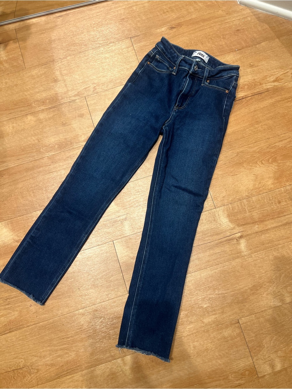 PAIGE Cindy Crop jeans